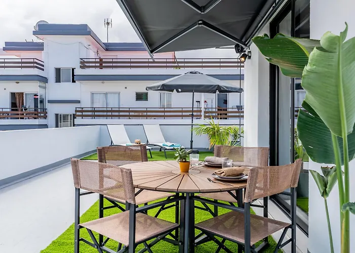 Splendid Penthouse With Terrace In The Center Of *