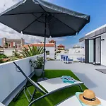 Splendid Penthouse With Terrace In The Center Of *