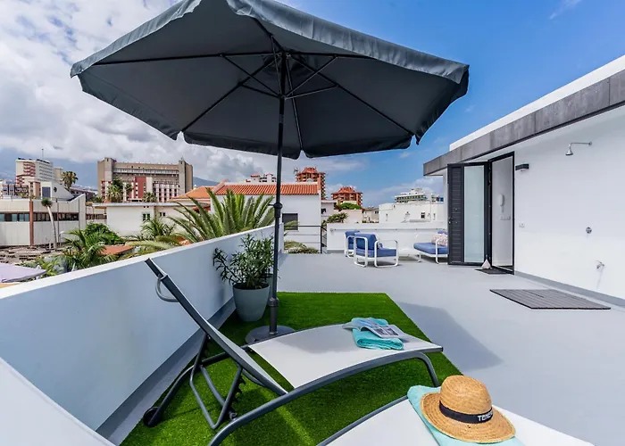 Splendid Penthouse With Terrace In The Center Of *